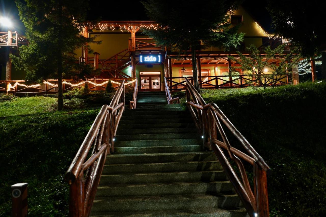 Ride Pub Drienica Apartment Bagian luar foto