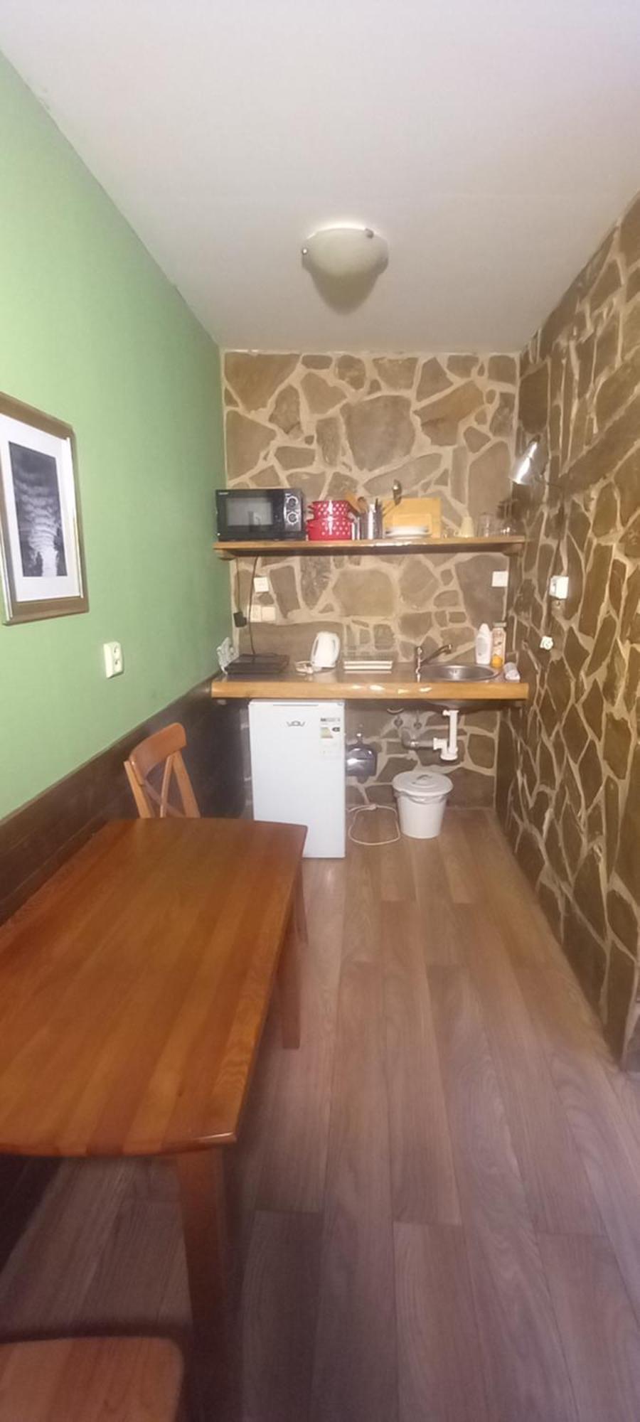 Ride Pub Drienica Apartment Ruang foto